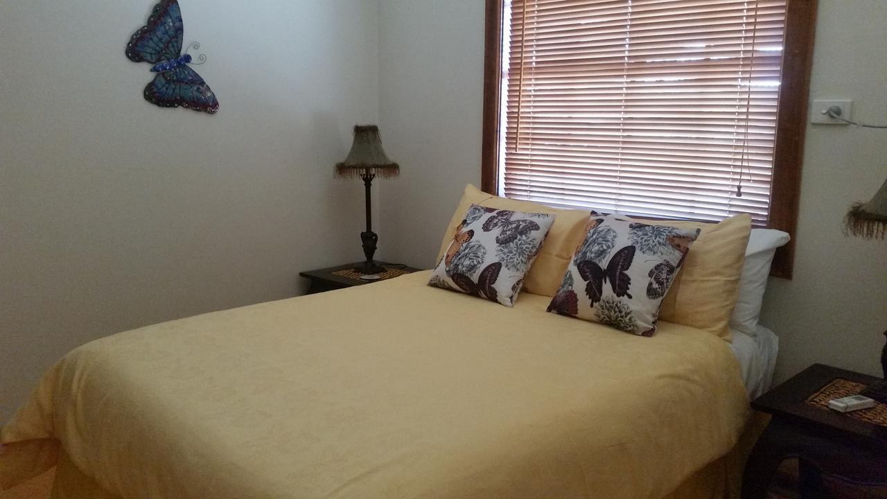 Sonja'S Bed And Breakfast Lightning Ridge Exteriér fotografie